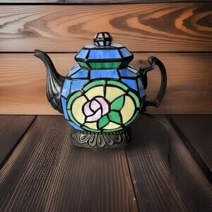 Cheyenne Tiffany Style Teapot Accent Lamp